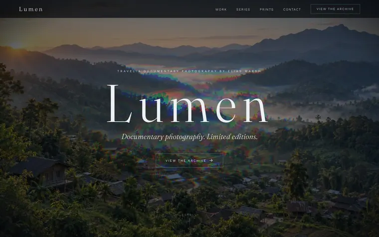 Fluid website template preview: Lumen